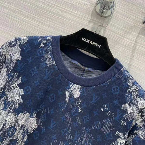 Sweatshirt Louis Vuitton Blue size M International in Cotton