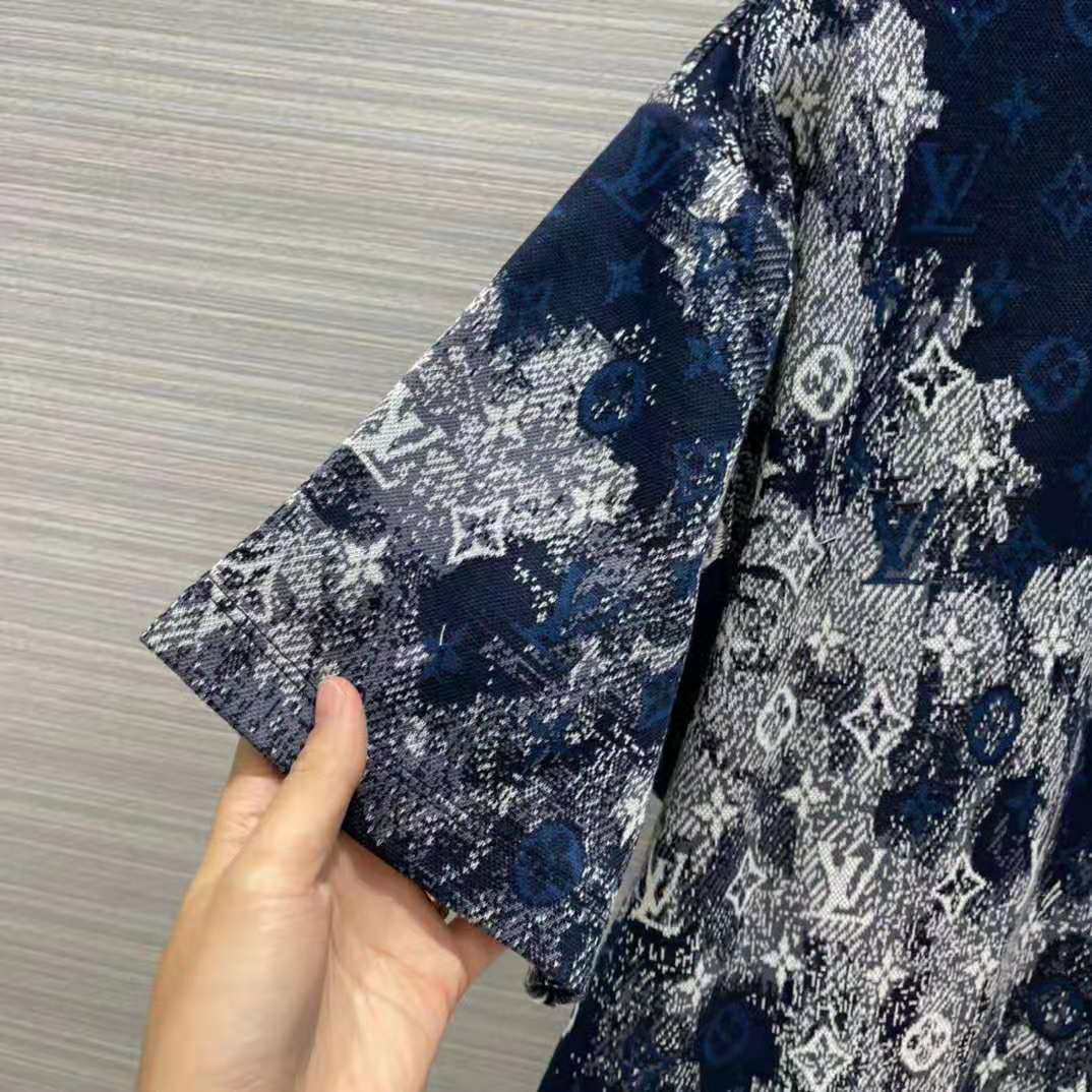 Louis Vuitton Men Tapestry Monogram T-Shirt Cotton Blue Regular Fit - LULUX