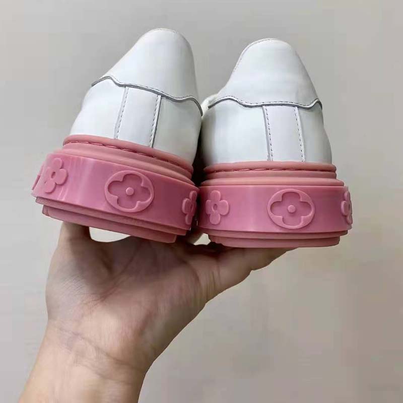 Time out leather trainers Louis Vuitton Pink size 39 EU in Leather -  35432524