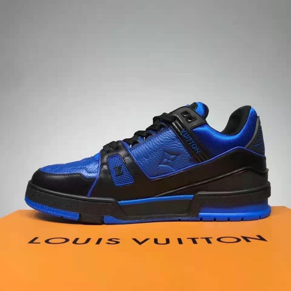 LV 23SS Trainer Sneaker Monogram-Embossed in Black v2 – 90sen