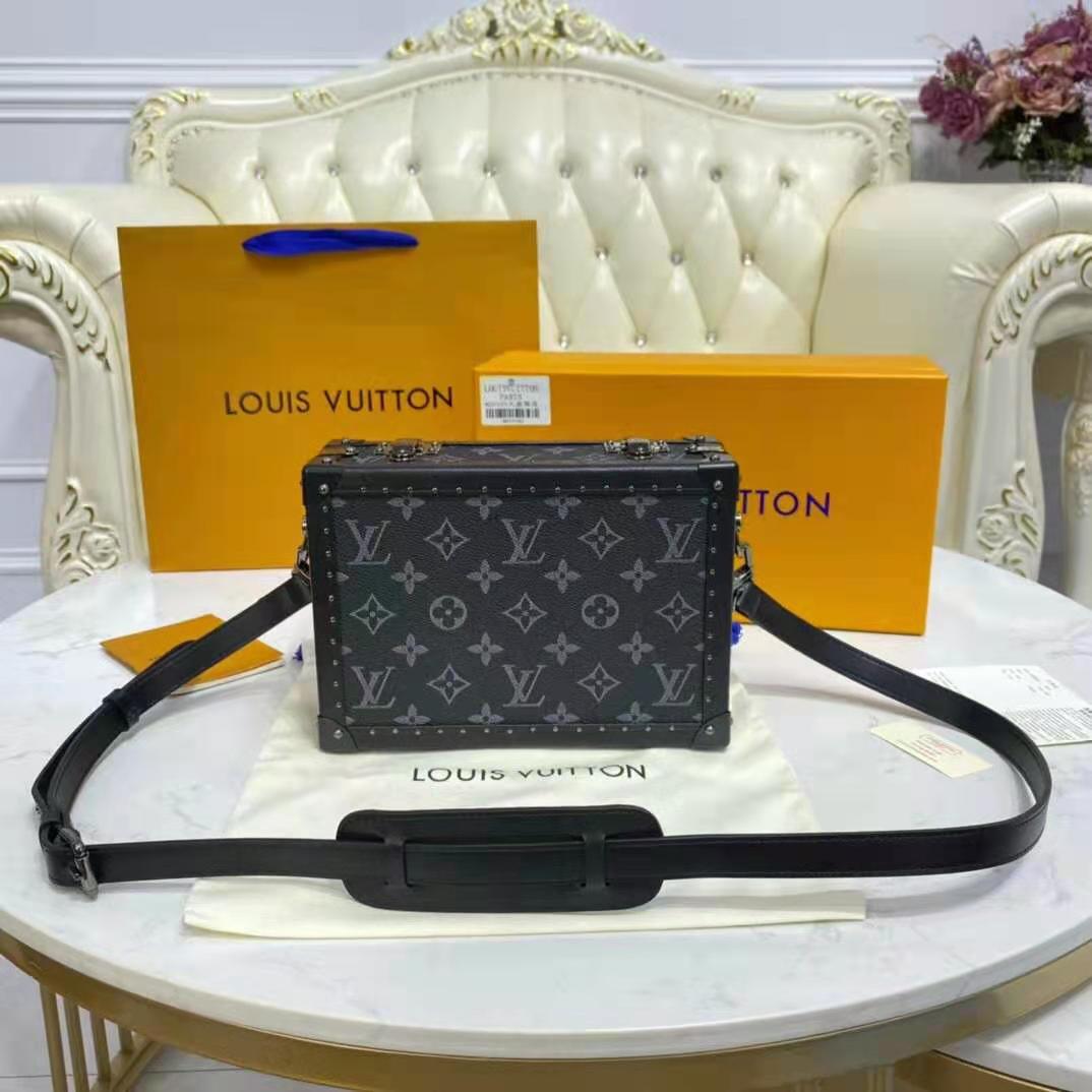 LOUIS VUITTON X FRAGMENT MULTIPLE WALLET MONOGRAM ECLIPSE BLACK - Louis  Vuitton Edition Limitée Limelight handbag clutch in gold quilted iridescent  leather - HotelomegaShops
