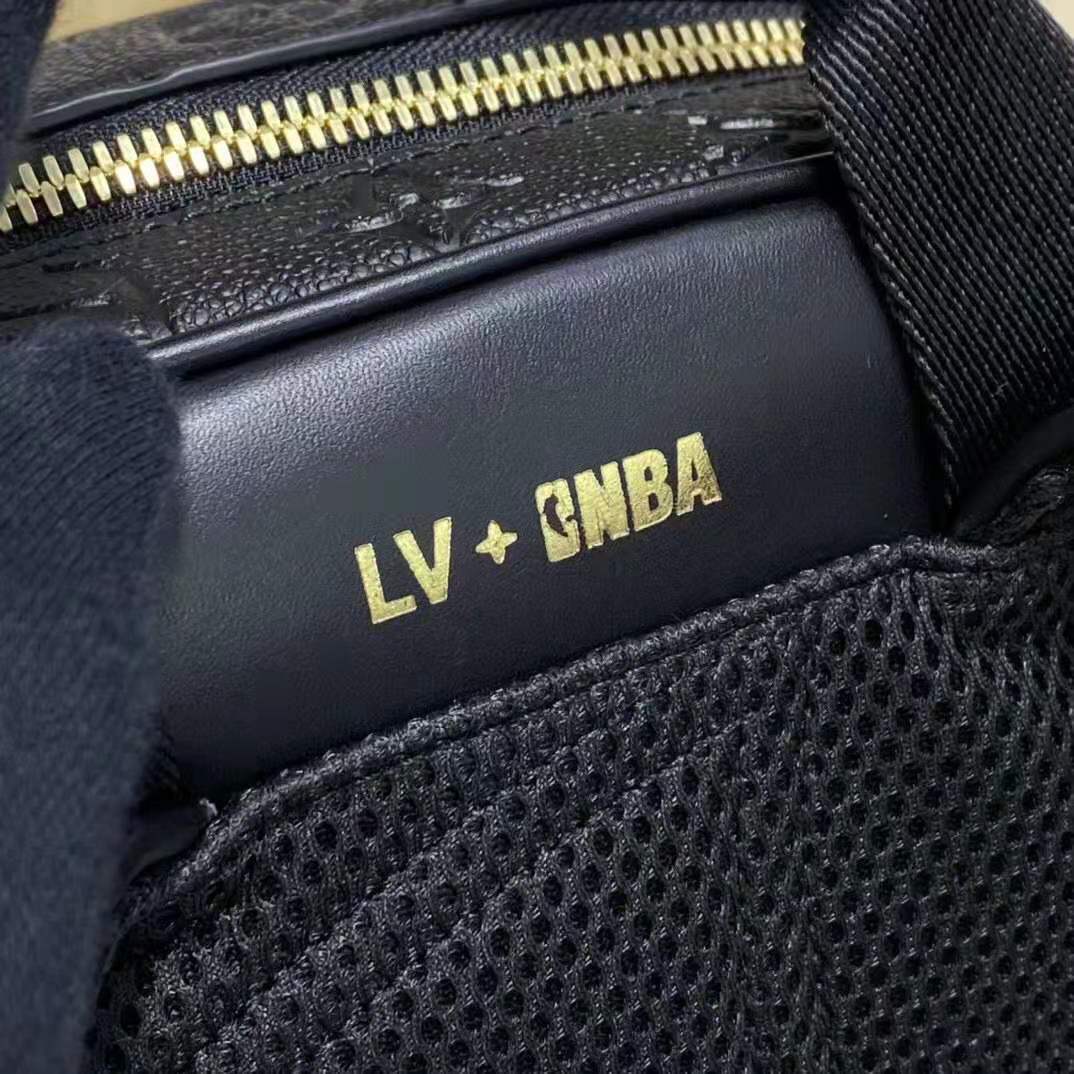 Louis Vuitton Monogram Canvas Lvxnba Basketball Backpack New Ganebet Store  - Taschen aus zweiter Hand - Louis Vuitton