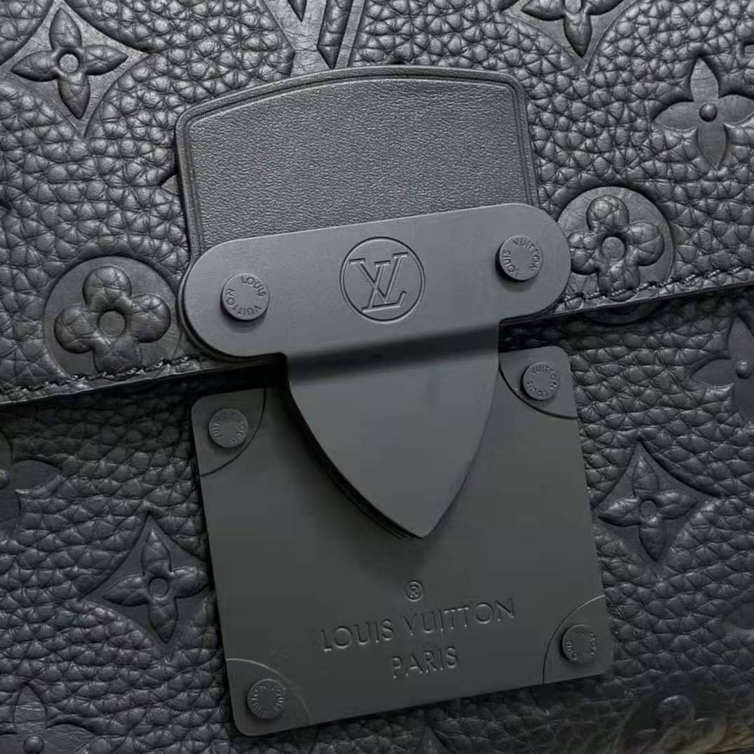 Louis Vuitton LV Unisex S Lock Messenger Black Monogram Embossed Taurillon  Cowhide Leather - LULUX
