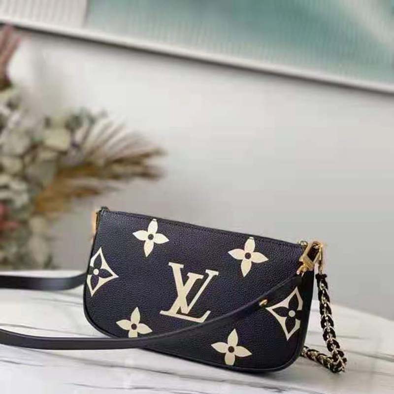 Louis Vuitton Multi Pochette Accessoires Black/Beige in Cowhide Leather  with Gold-tone - GB