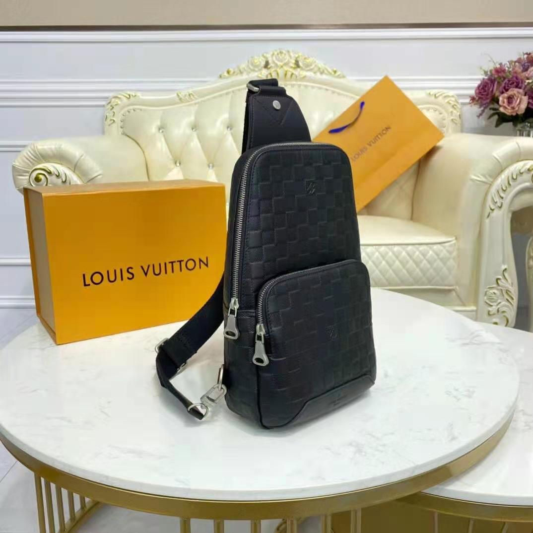 Avenue sling leather bag Louis Vuitton Black in Leather - 35483329
