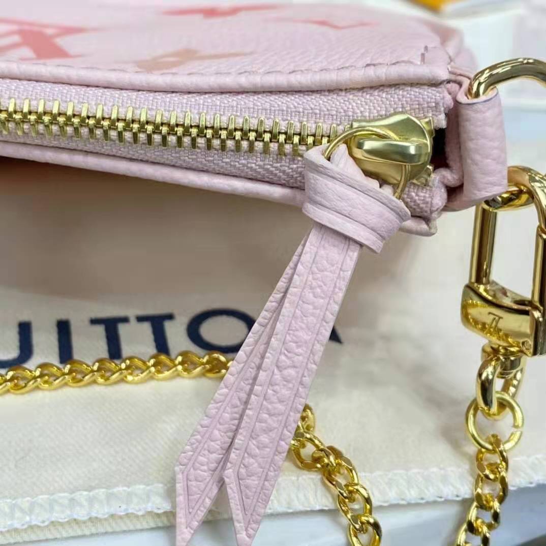 Louis Vuitton LV Mini pochette new Pink Leather ref.429952 - Joli
