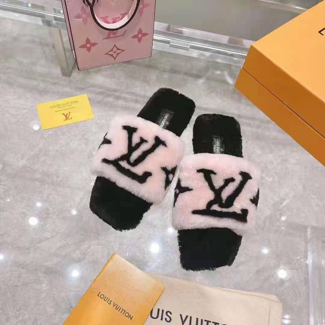 Louis Vuitton Room Shoes Slipper Mink Monogram 1A5U3W Rose Clair