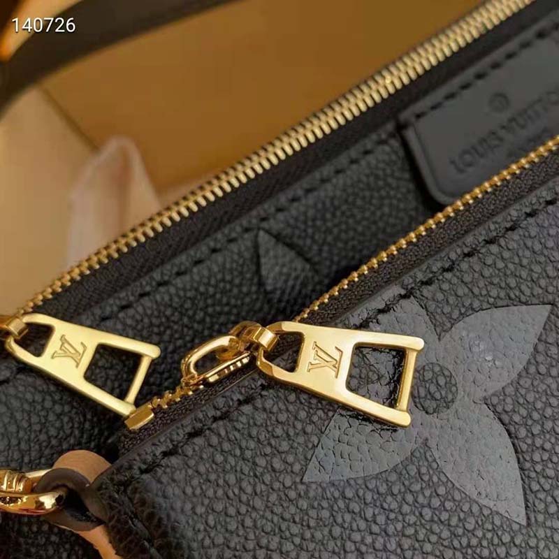 Louis Vuitton Multi Pochette Accessoires Black in Cowhide Leather