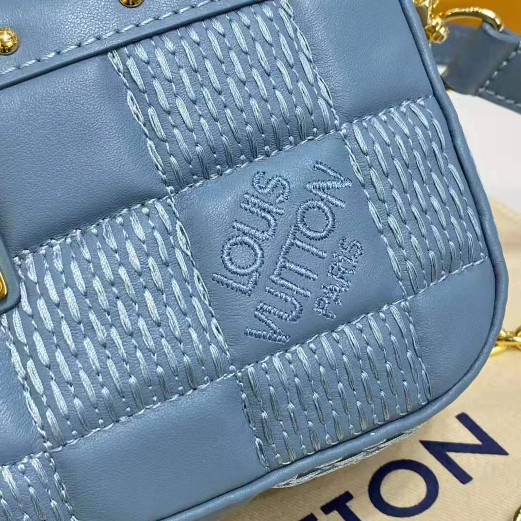 Louis Vuitton Troca PM Bleu Glacier