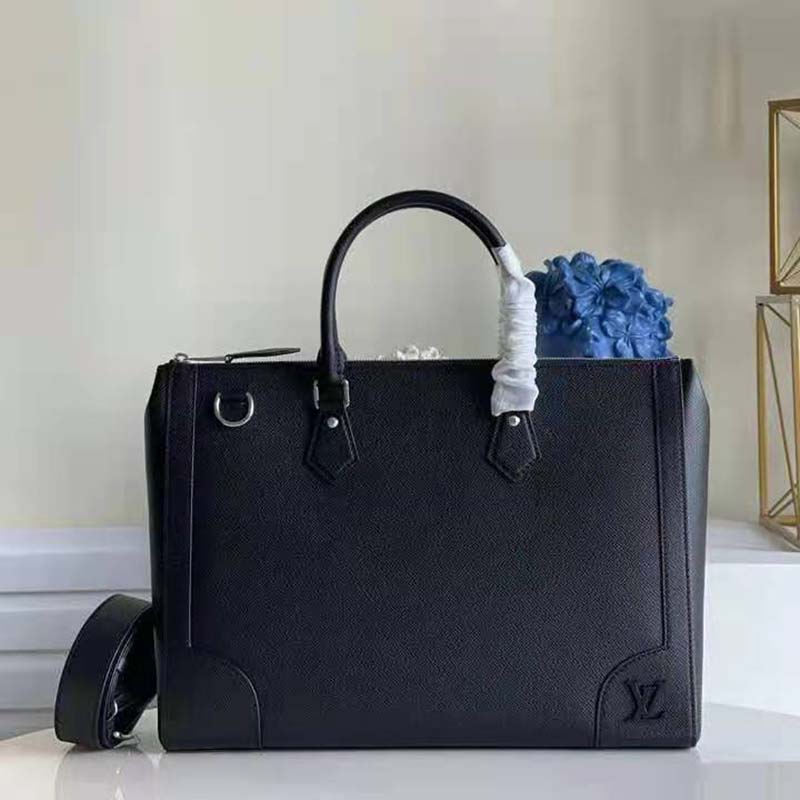 Louis Vuitton Monedero plegable pequeño de cuero Taiga negro ref