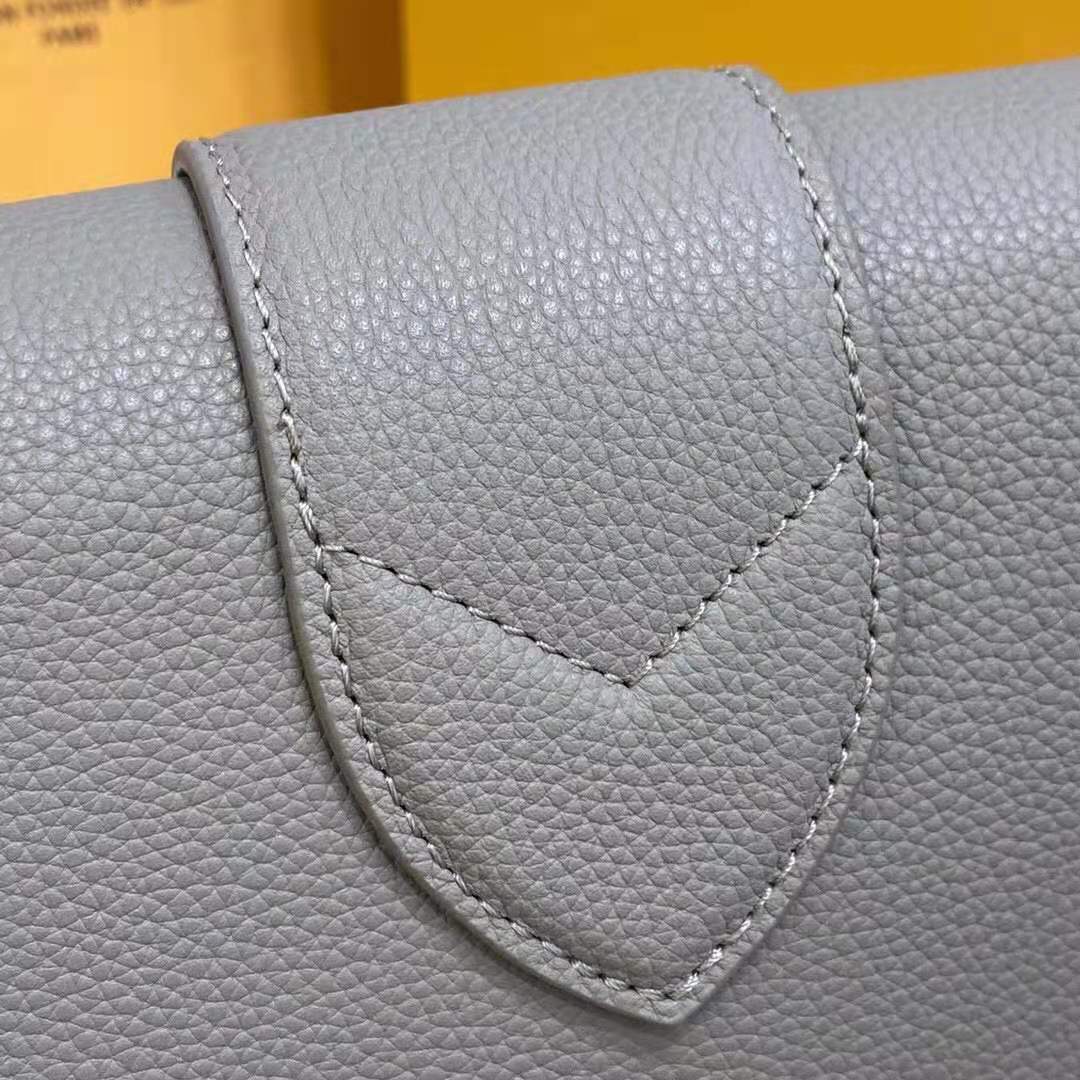 Louis Vuitton® LV Pont 9 Soft PM  Woman bags handbags, Louis vuitton, Bags