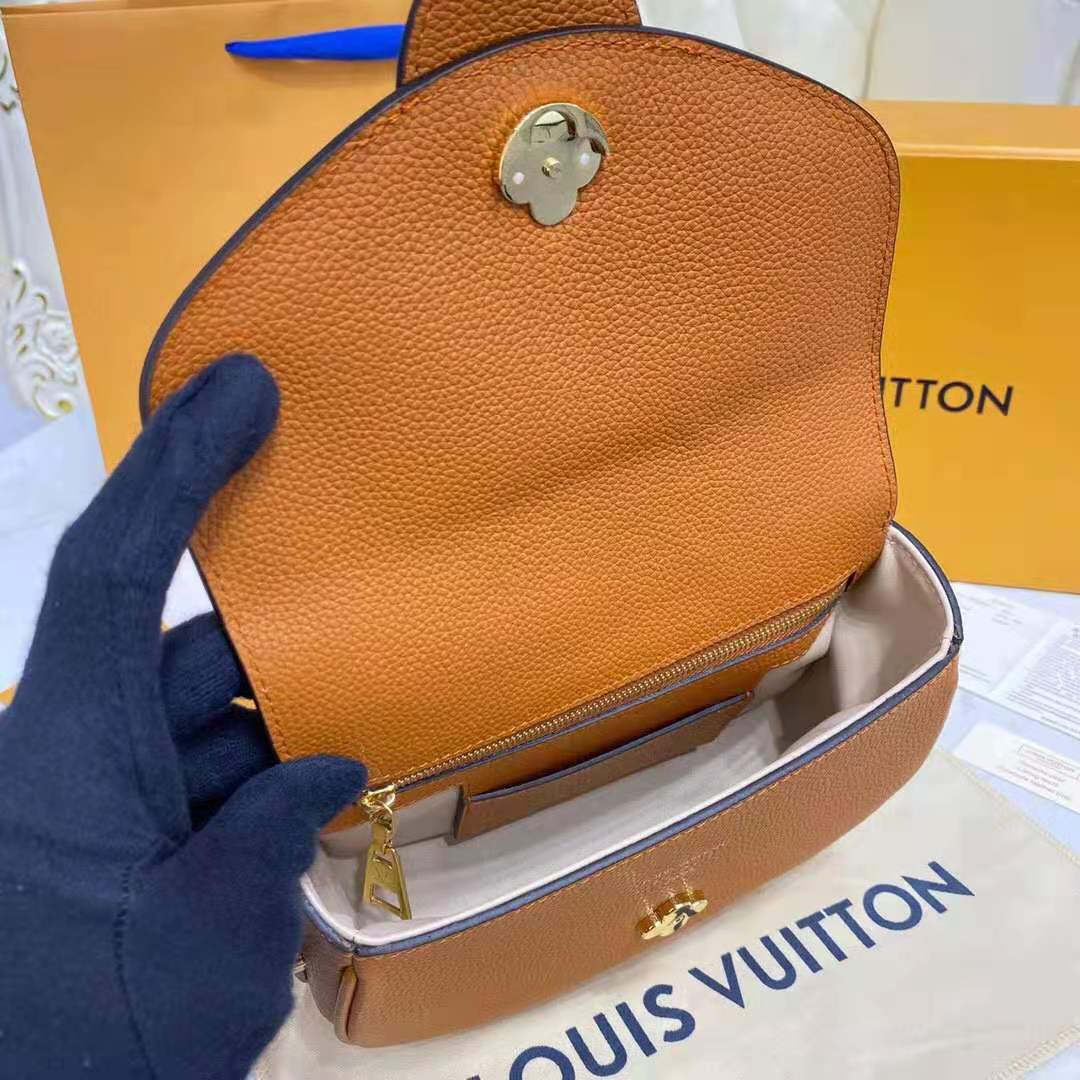 Louis Vuitton Canvas Smooth Calfskin LV Pont 9 Soft mm Caramel Brown