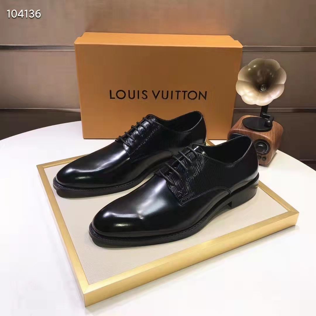 Louis Vuitton Kensington Derby BLACK. Size 09.0