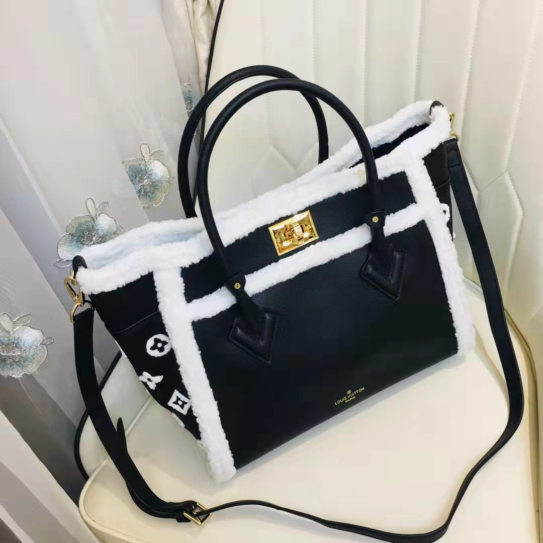 Louis Vuitton Monogram On My Side MM w/Strap - Black Shoulder Bags,  Handbags - LOU798148