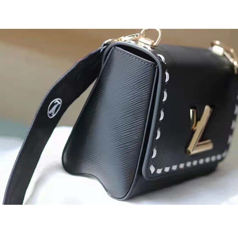 Louis Vuitton® Twist PM Black. Size  Louis vuitton twist, Twist, Chain bags