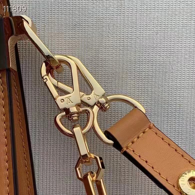 Louis Vuitton Since 1854 Dragonne Dauphine Schlüsselanhänger in