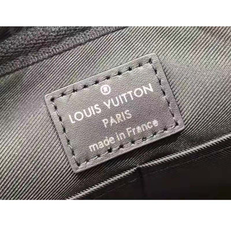 Shop Louis Vuitton DAMIER INFINI 2022 SS Sirius messenger (N45286