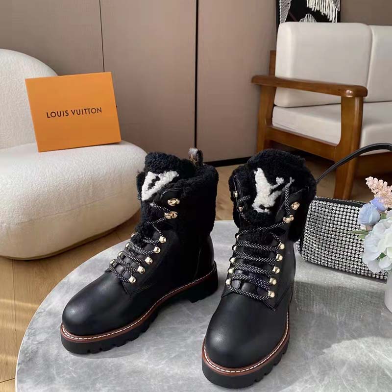 Louis Vuitton - Territory Flat Ranger Boots - Black – Shop It