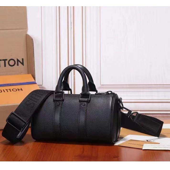 Louis Vuitton Black Grained Calfskin Aerogram Keepall Bandoulière