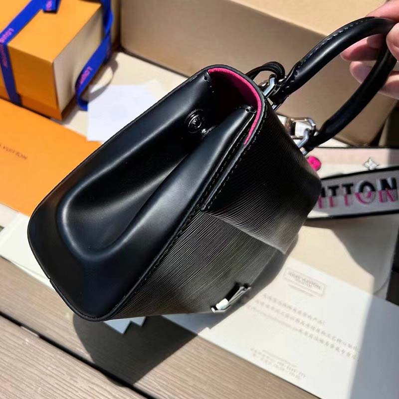 Louis Vuitton® Cluny Mini  Black leather handbags, Bags, Woman bags  handbags
