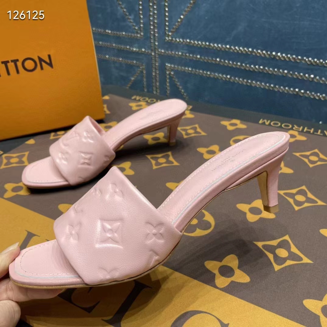 Velvet heels Louis Vuitton Pink size 39 EU in Velvet - 25305158