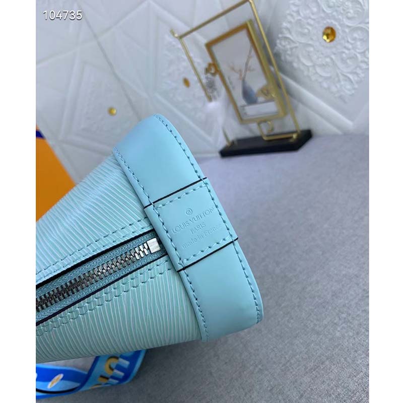 Alma bb leather handbag Louis Vuitton Blue in Leather - 37961447