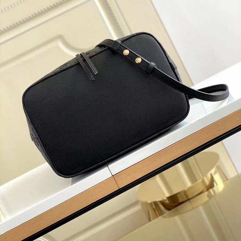 Louis Vuitton Monogram Empreinte Neonoe MM - Black Bucket Bags, Handbags -  LOU793604