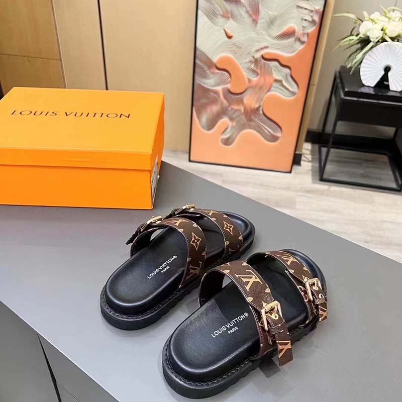 Bom dia leather mules Louis Vuitton Brown size 35.5 EU in Leather - 27960666