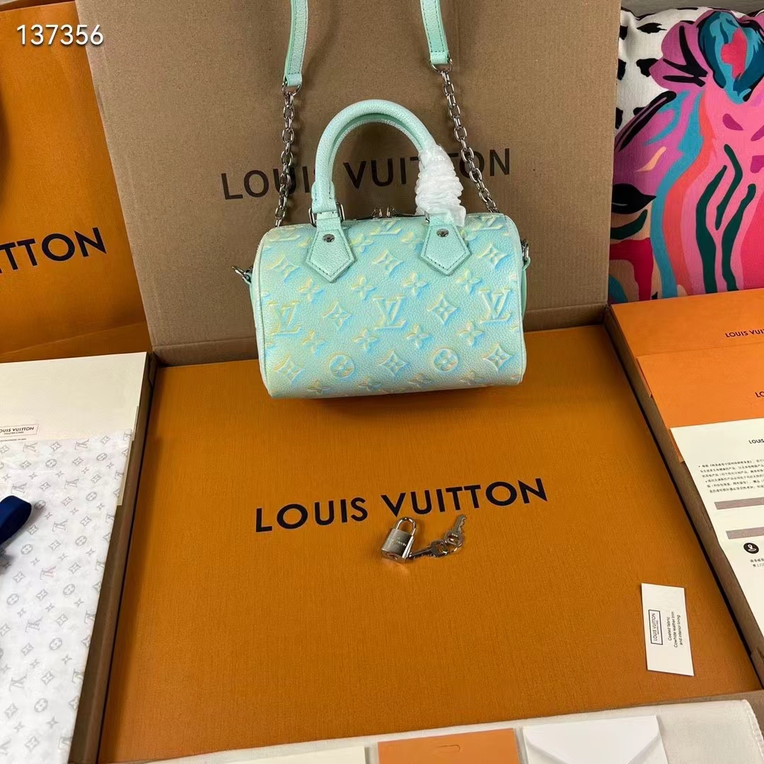 Speedy bandoulière cloth handbag Louis Vuitton Green in Cloth