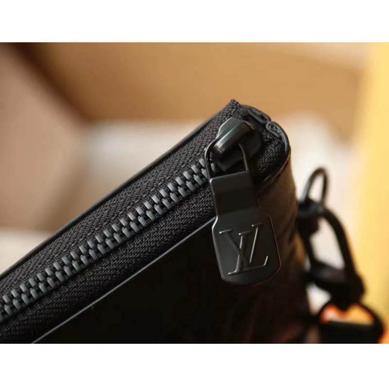 Louis Vuitton Monogram Shadow Discovery Pochette - Black Portfolios &  Pouches, Bags - LOU688519