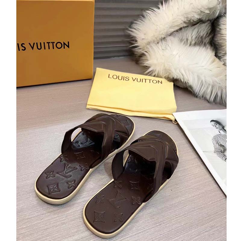 Louis Vuitton® LV Oasis Mule Mocha. Size 06.0  Louis vuitton, Vuitton, Louis  vuitton official