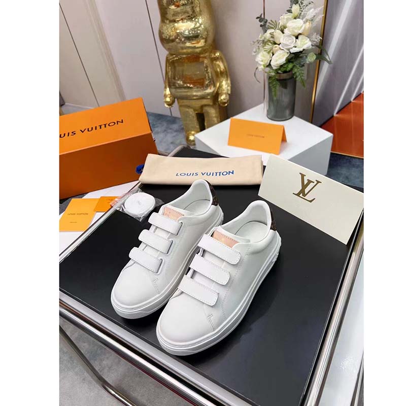 Louis Vuitton LV Time Out sneakers new White Leather ref.266671 - Joli  Closet