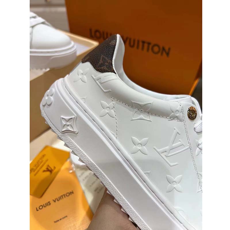 LOUIS VUITTON Calfskin Time Out Sneakers 39.5 White 1226860