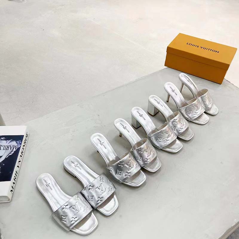 Louis Vuitton MONOGRAM 2023 SS Unisex Street Style Chain Plain Silver  Bridal Logo (M00675, M01191)
