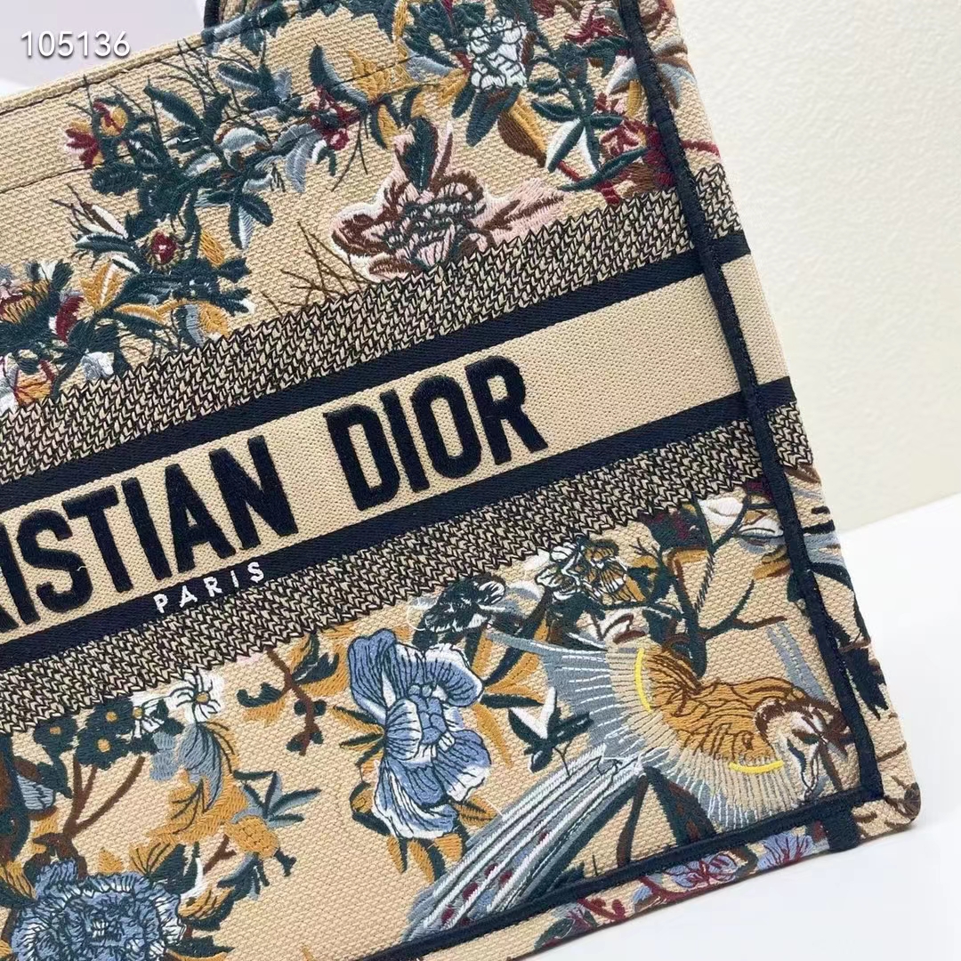 Christian Dior Beige Jardin D'Hiver Medium Dior Book Tote Available For  Immediate Sale At Sotheby's