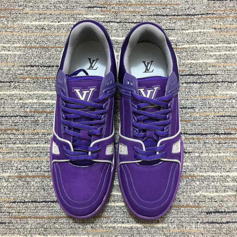 Lv trainer patent leather low trainers Louis Vuitton Purple size 8.5 UK in  Patent leather - 34702611