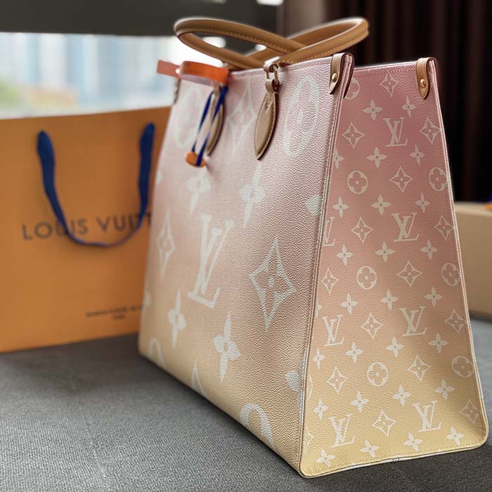 Onthego cloth tote Louis Vuitton Pink in Cloth - 35200138