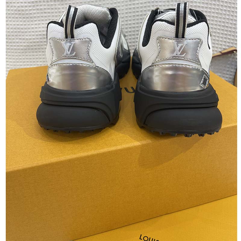 Louis Vuitton LV Runner Tactic Athletic Sneakers - Grey Sneakers, Shoes -  LOU704013