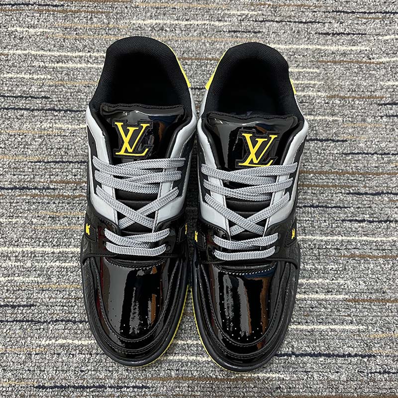 Lv trainer patent leather low trainers Louis Vuitton Multicolour size 45.5  EU in Patent leather - 24237489