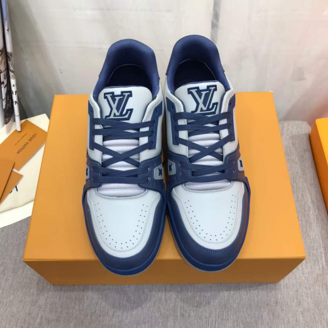 Lv trainer leather low trainers Louis Vuitton Blue size 5 UK in Leather -  34188365