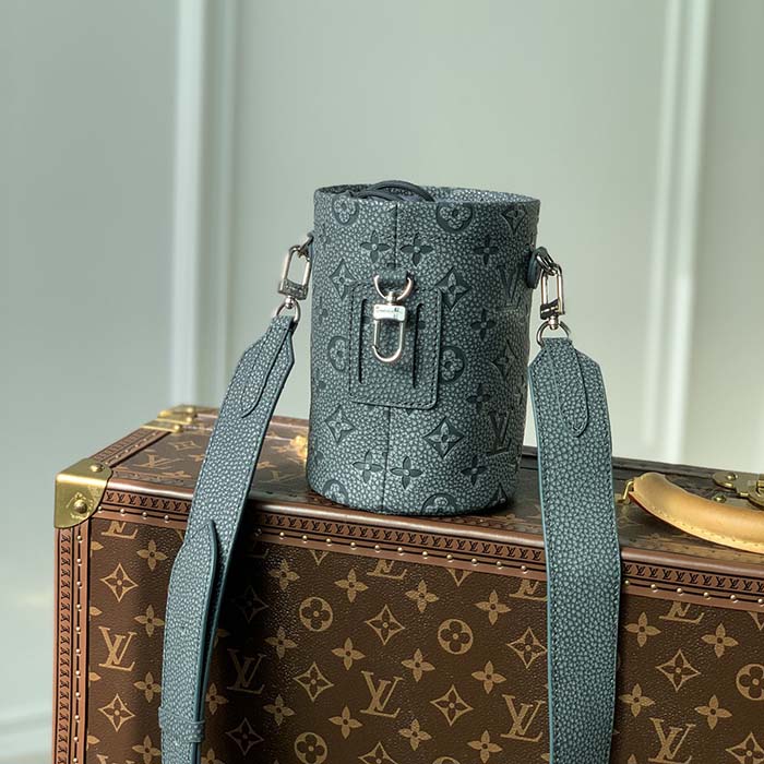 The New Louis Vuitton Chalk Bag Nano is $1,860 - Gripped Magazine