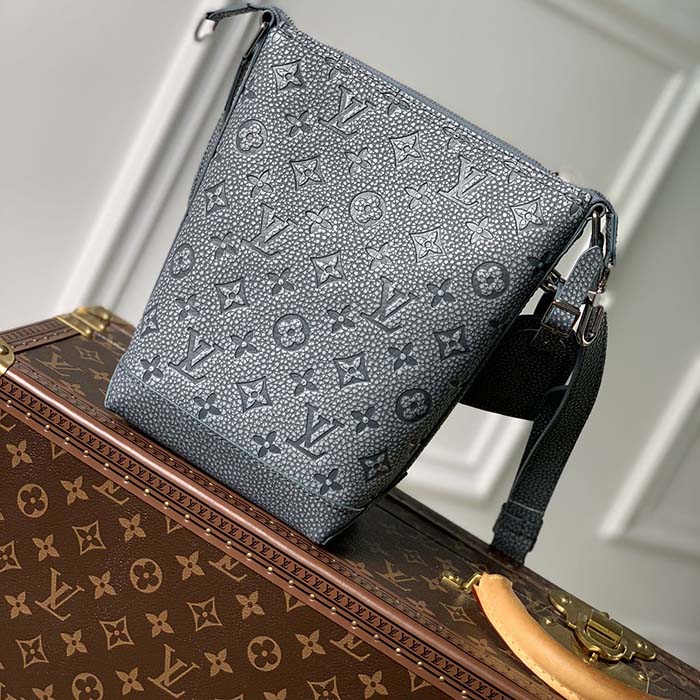 Louis Vuitton LV Unisex Hobo Cruiser PM Handbag Granite Taurillon