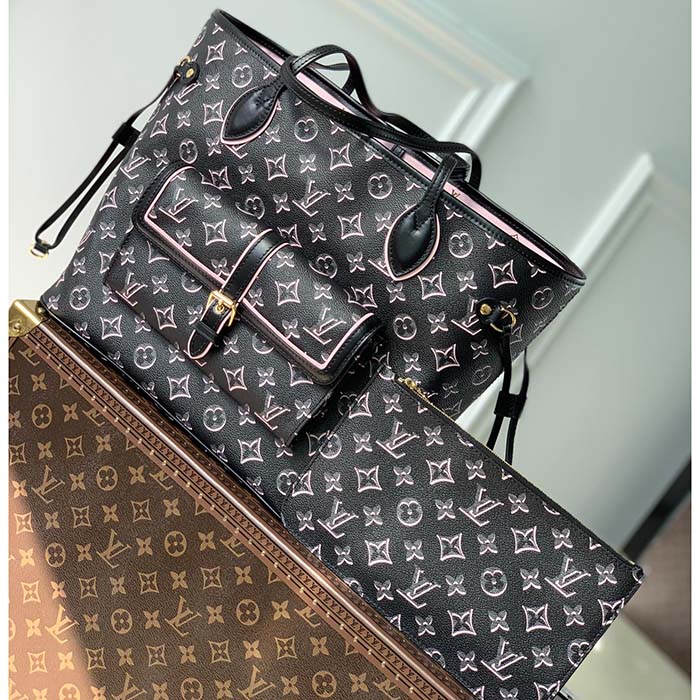 Louis Vuitton LV Women Neverfull MM Tote Bag in Monogram Canvas-Black -  LULUX