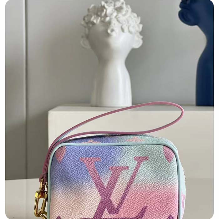NEW* Louis Vuitton Sunrise Pastel Wapity Case