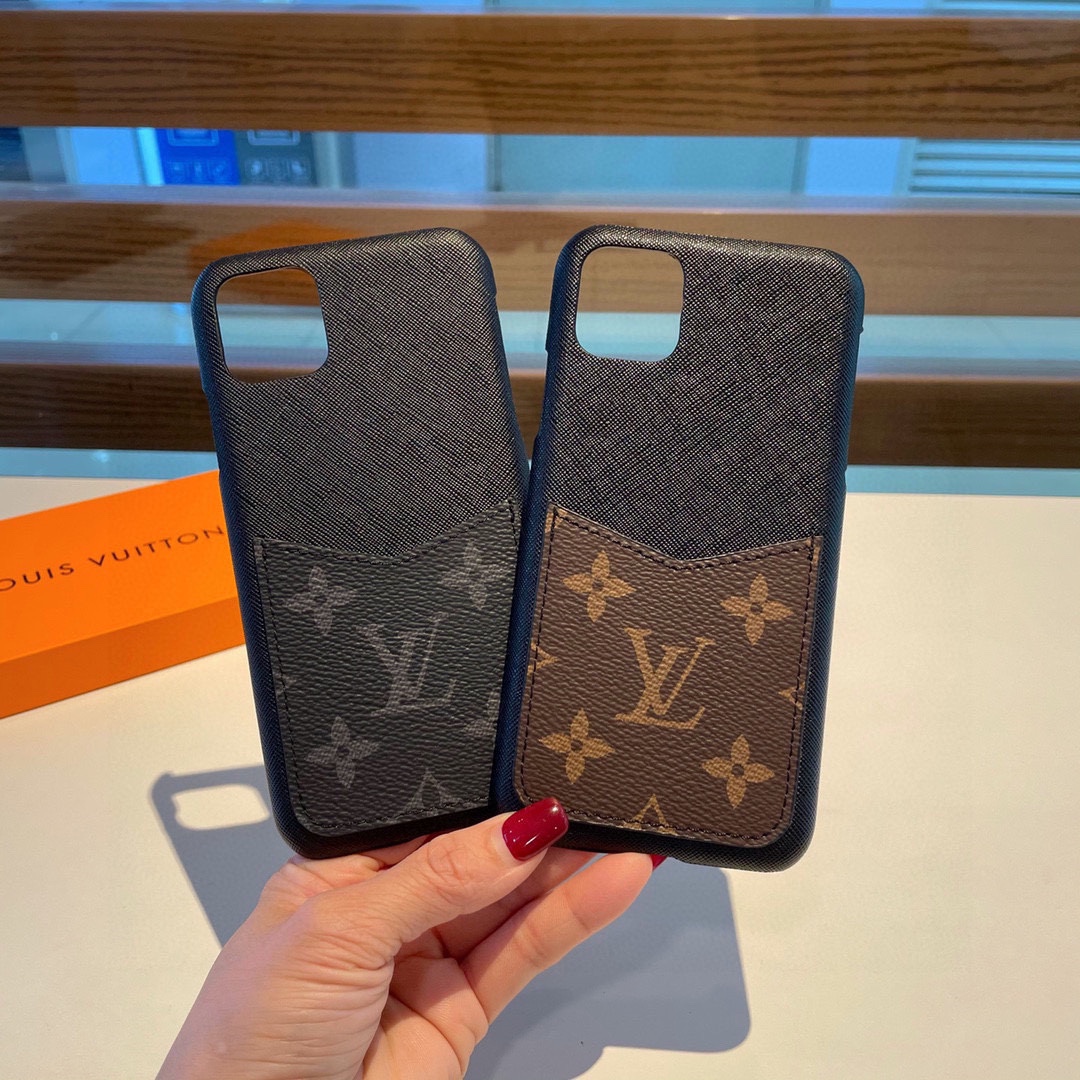 Louis Vuitton Monogram Reverse iPhone 14 Pro Bumper Case - Black  Technology, Accessories - LOU810579