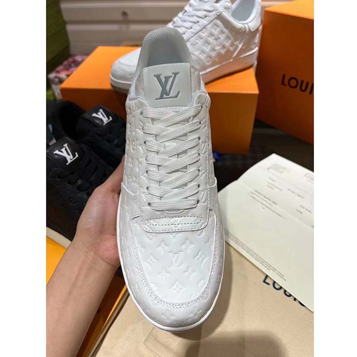 Rivoli leather low trainers Louis Vuitton White size 6.5 UK in Leather -  31230356