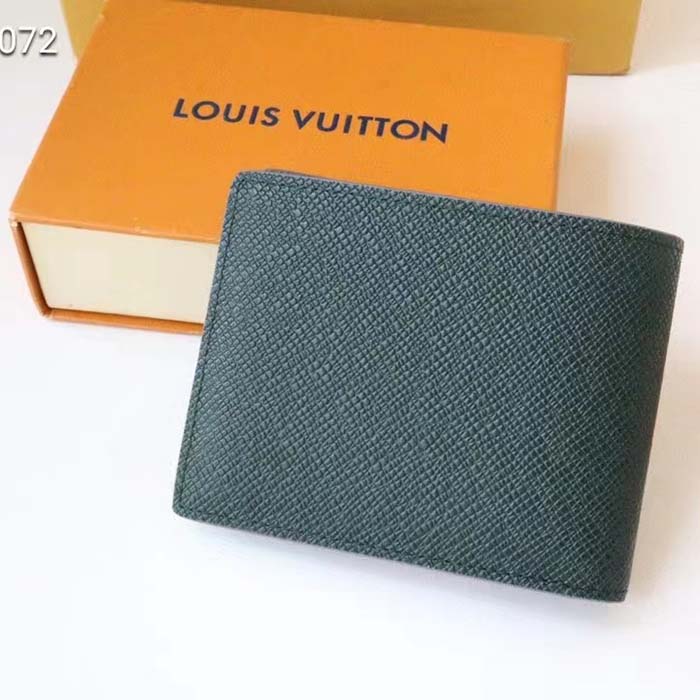 LOUIS VUITTON GLACIER GREY TAIGA LEATHER MULTIPLE WALLET – VLA Luxury