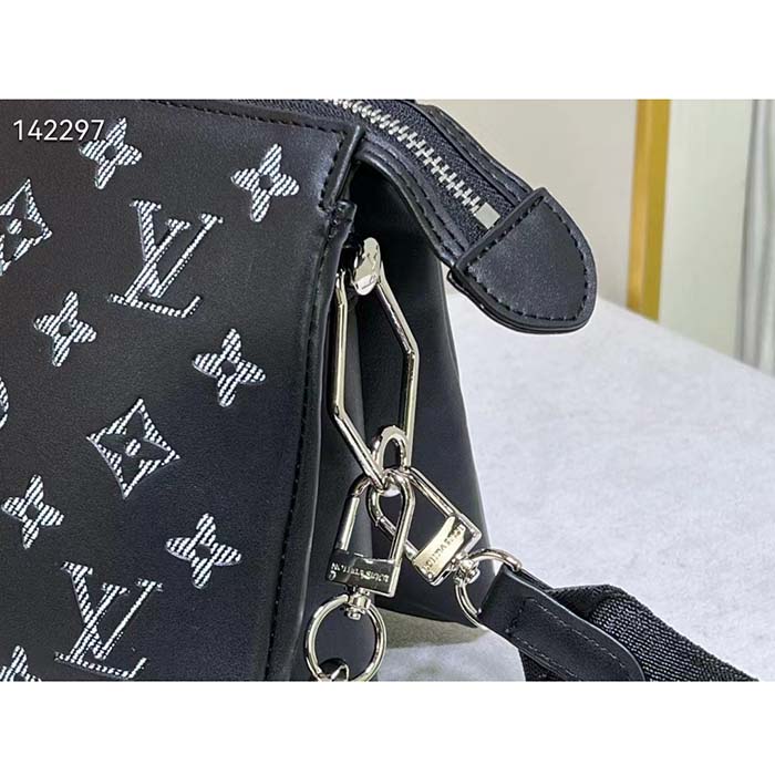 Louis Vuitton Womens Coussin MM Black Lambskin – Luxe Collective
