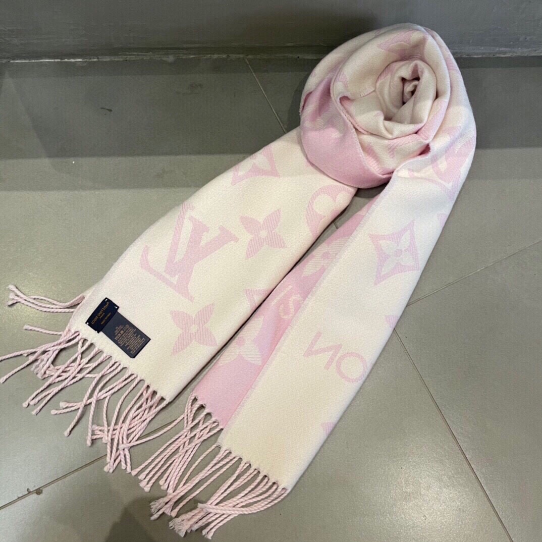 Louis Vuitton Monogram Womens Knit & Fur Scarves, Pink