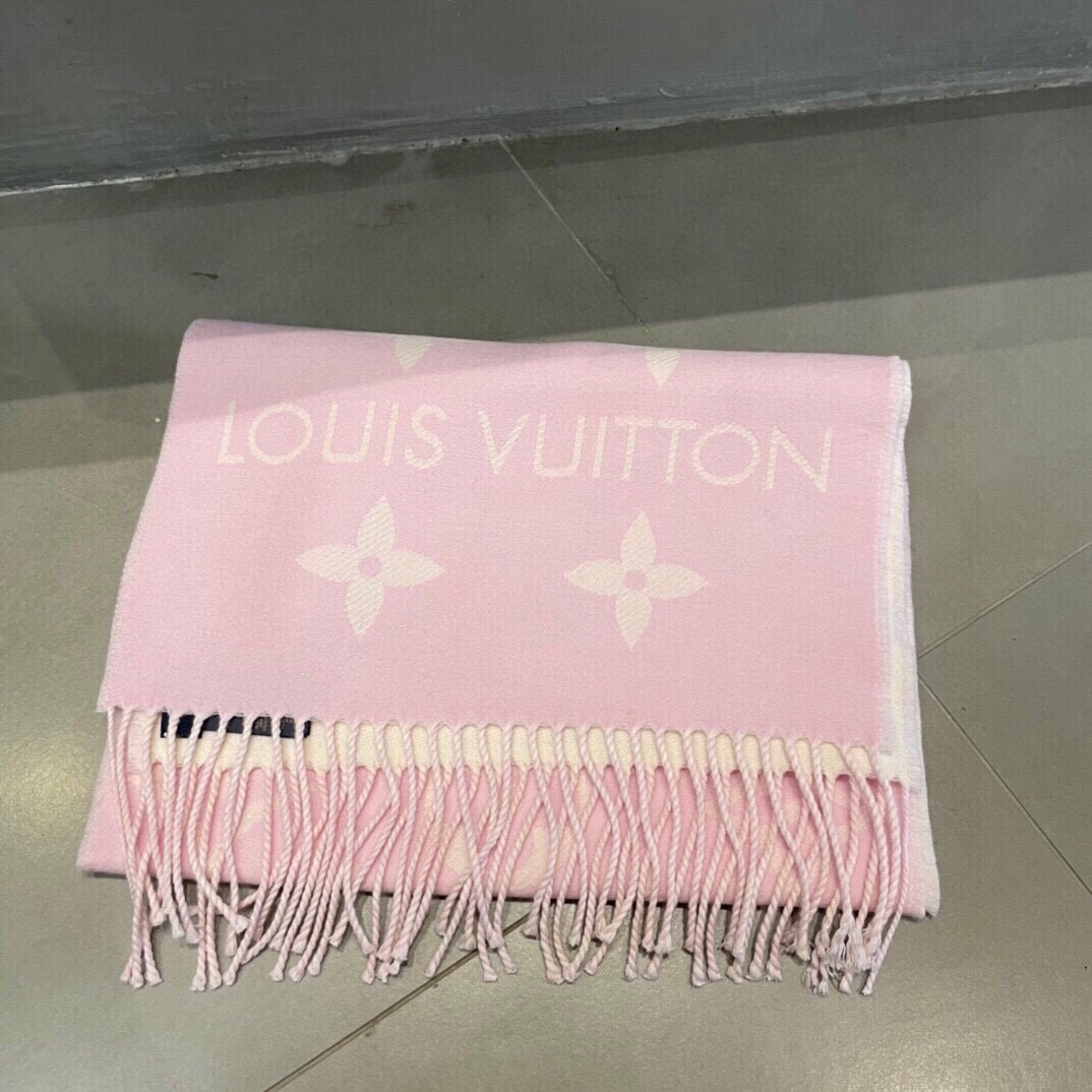 LOUIS VUITTON Knit sweater wool Pink Used Women LV #XS